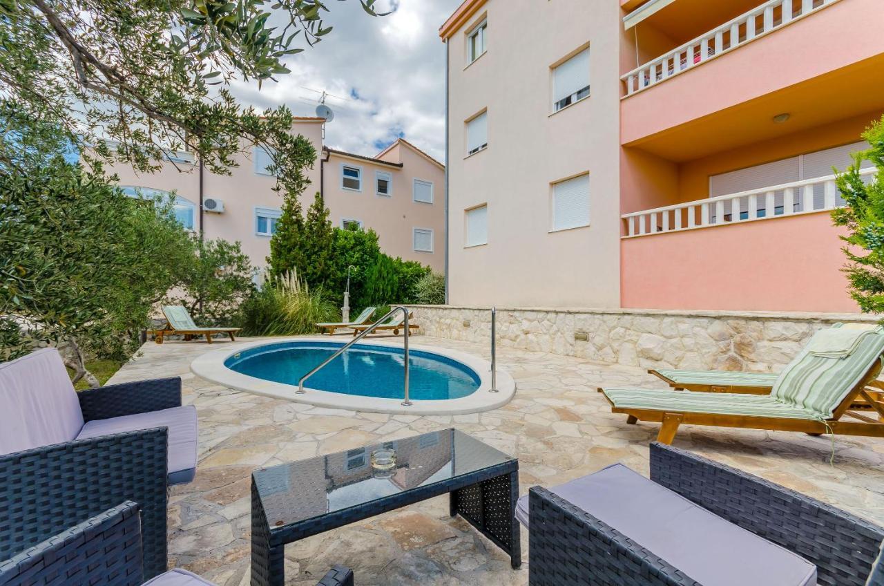 Apartments Melita Trogir Kültér fotó