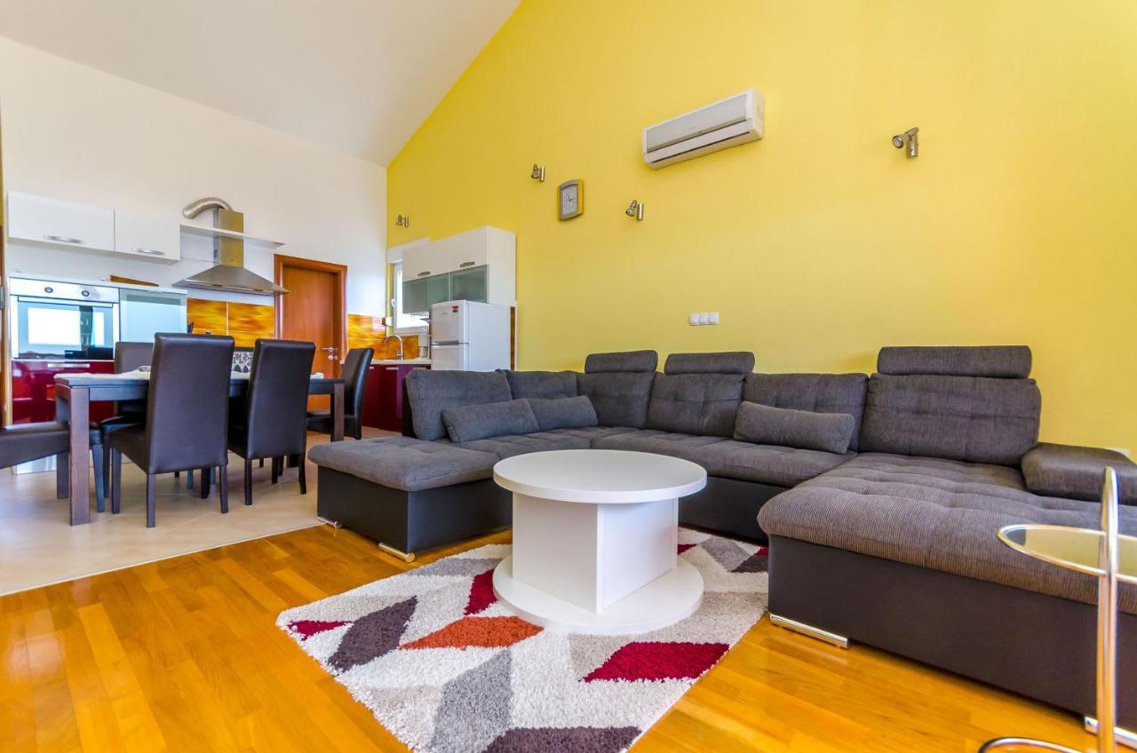Apartments Melita Trogir Kültér fotó