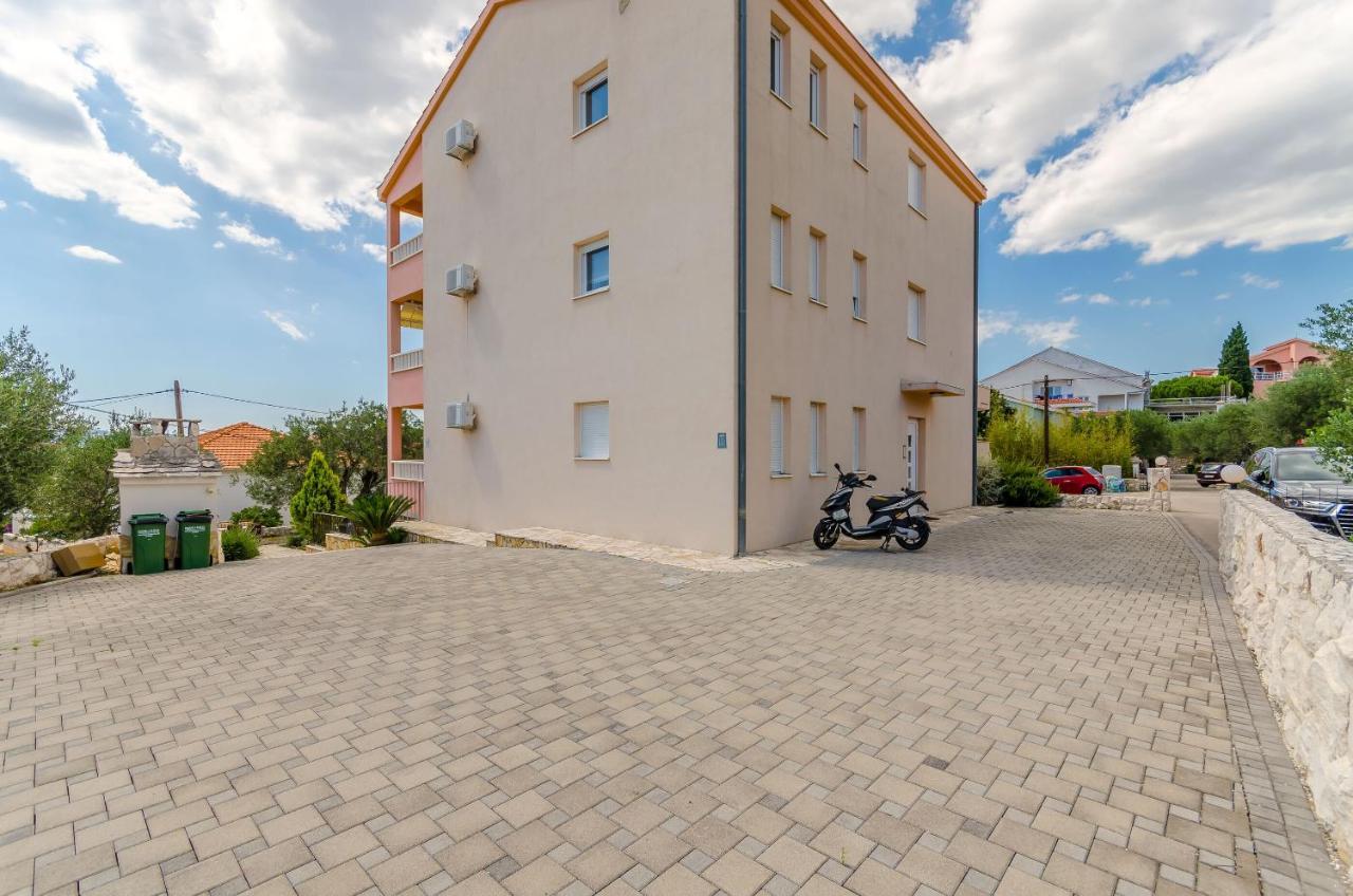 Apartments Melita Trogir Kültér fotó