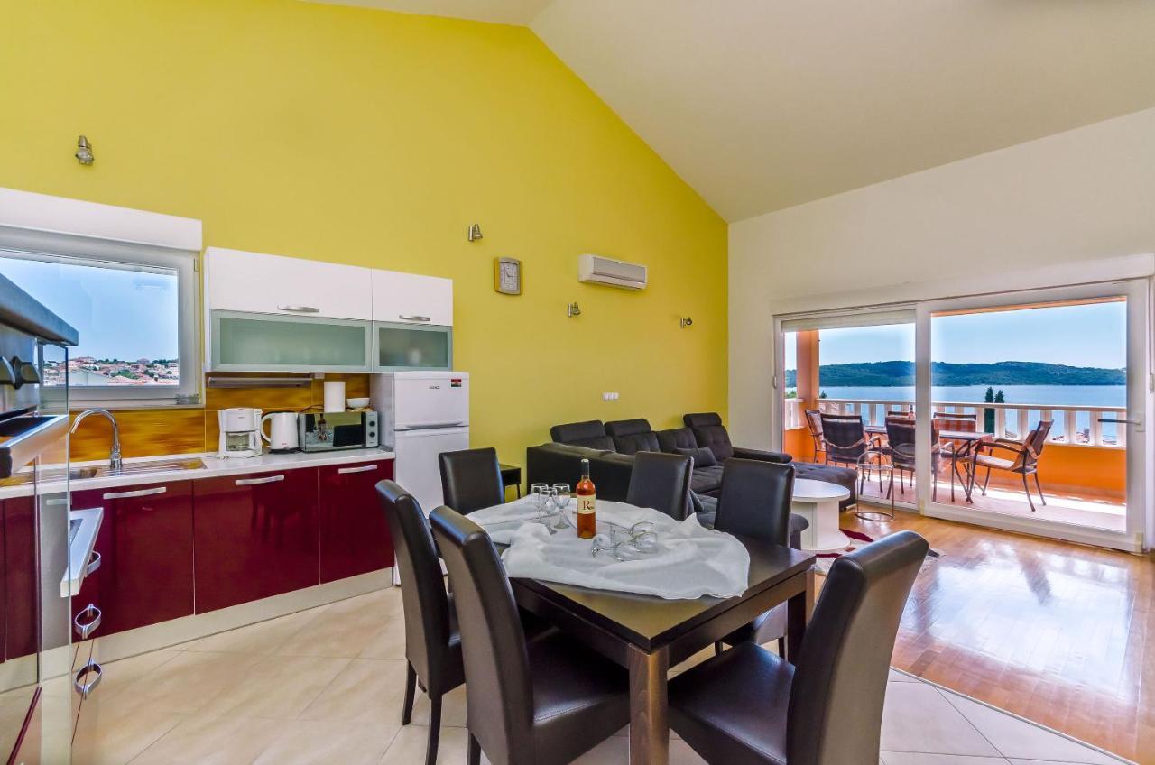 Apartments Melita Trogir Kültér fotó