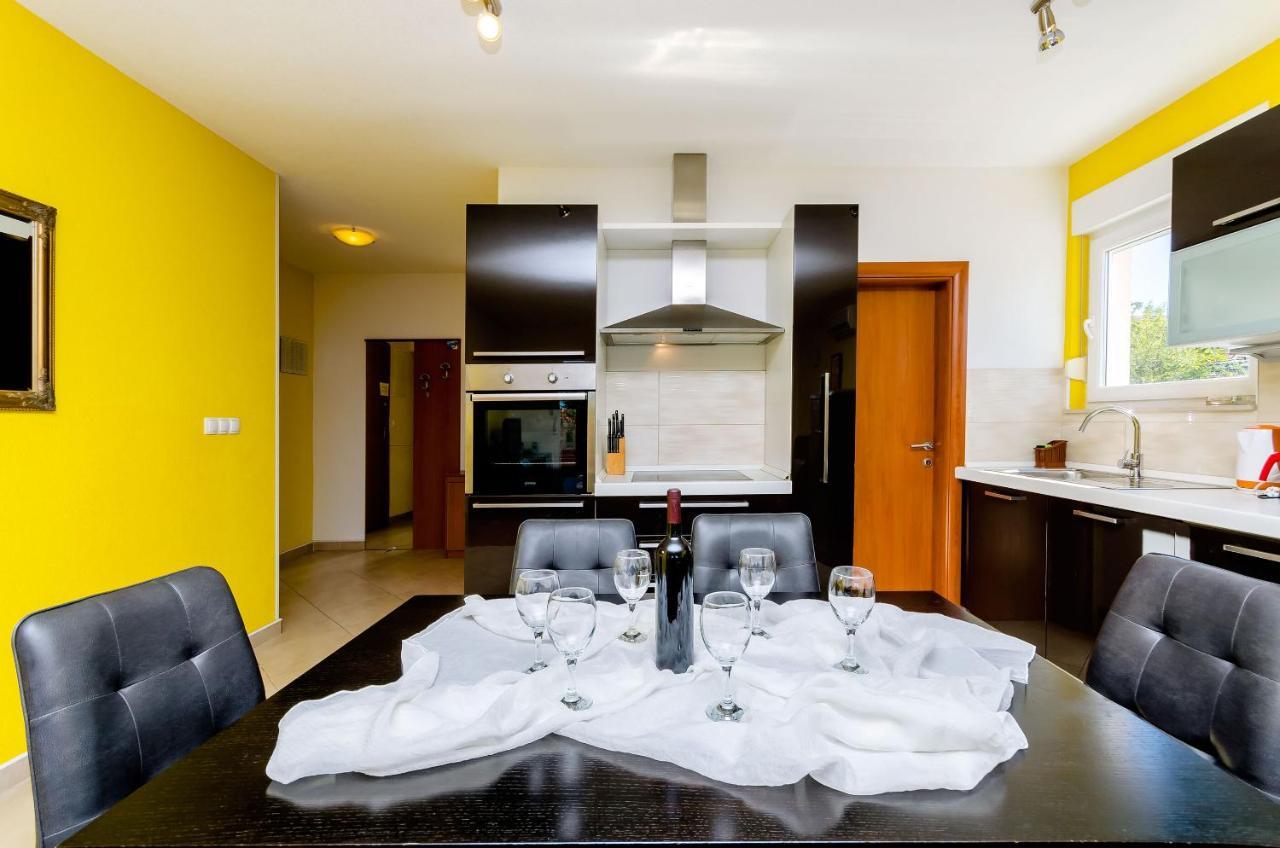 Apartments Melita Trogir Kültér fotó